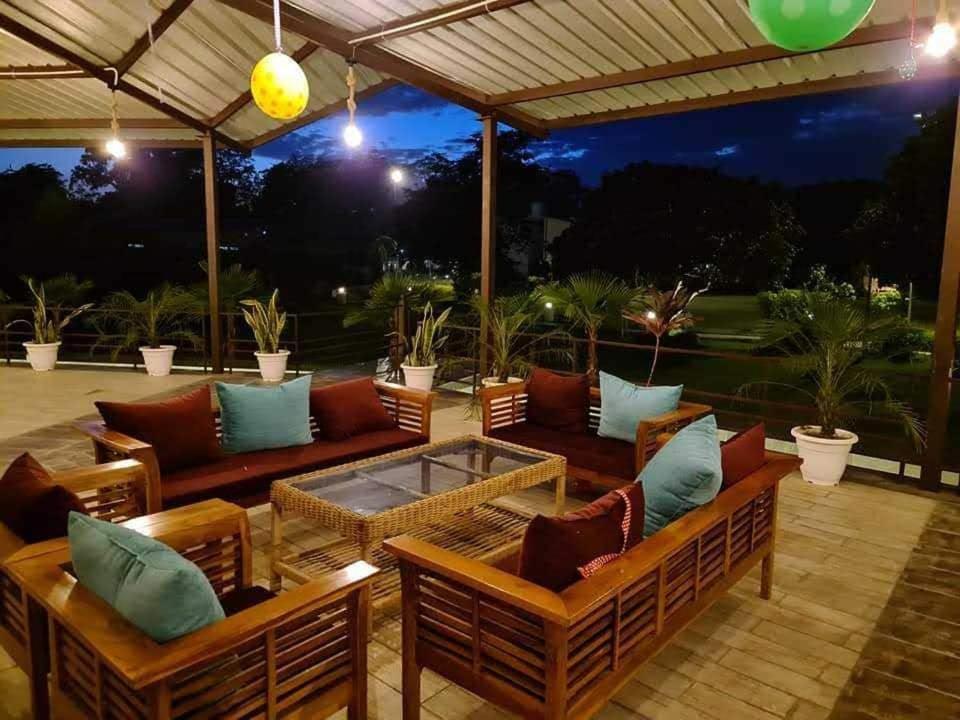 Sunday Alaya Corbett Villa Rāmnagar Exterior photo