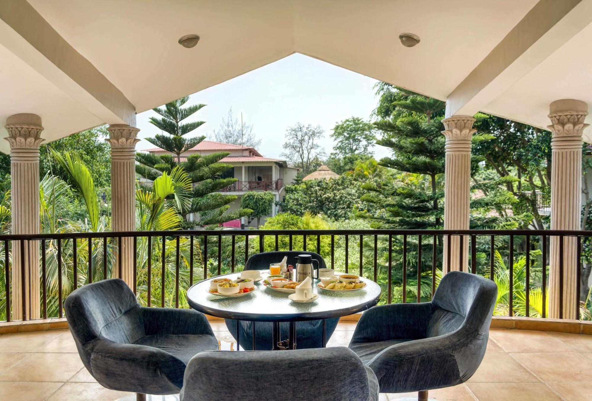 Sunday Alaya Corbett Villa Rāmnagar Exterior photo