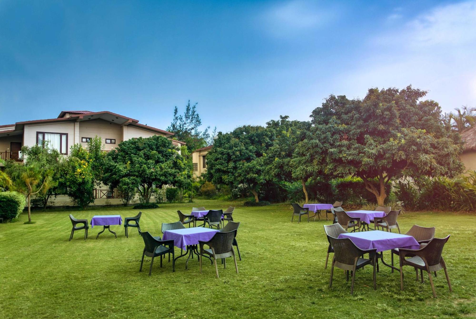 Sunday Alaya Corbett Villa Rāmnagar Exterior photo